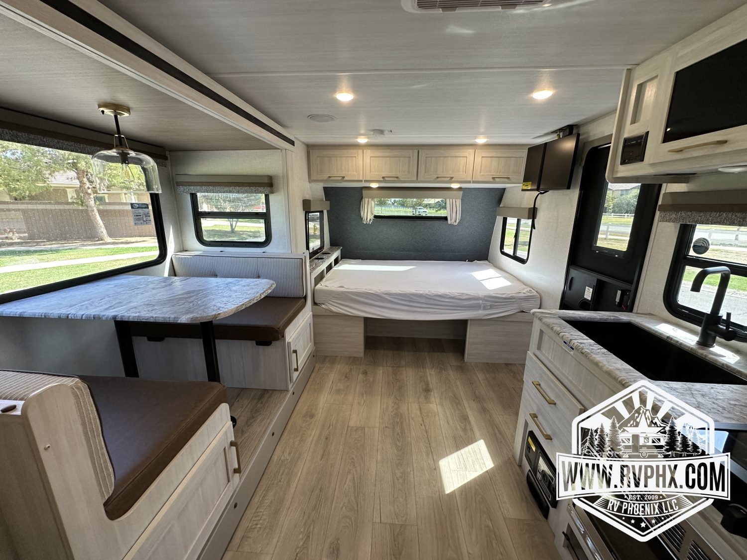 19BHLE RV1001