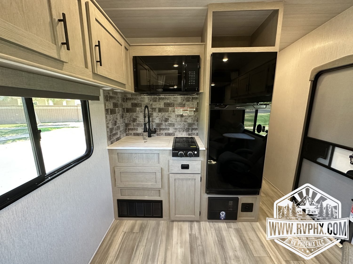 2750GLE RV1008