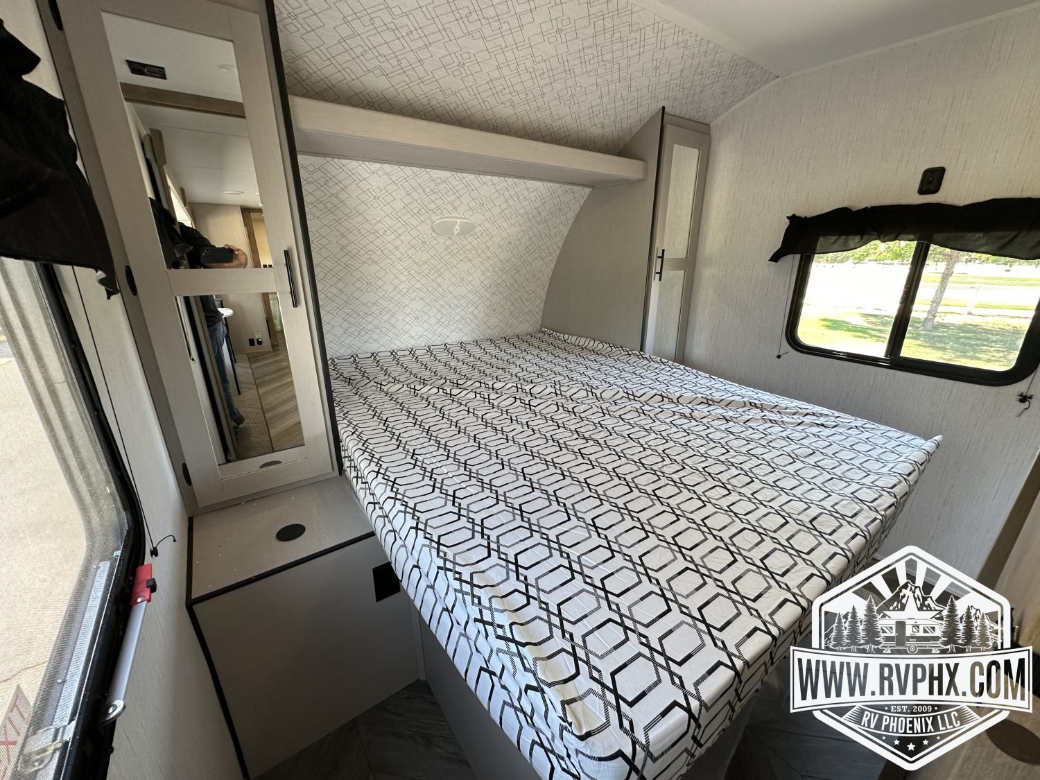 300SBH RV1006